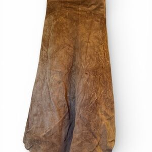 Elegant Brown Suede Skirt